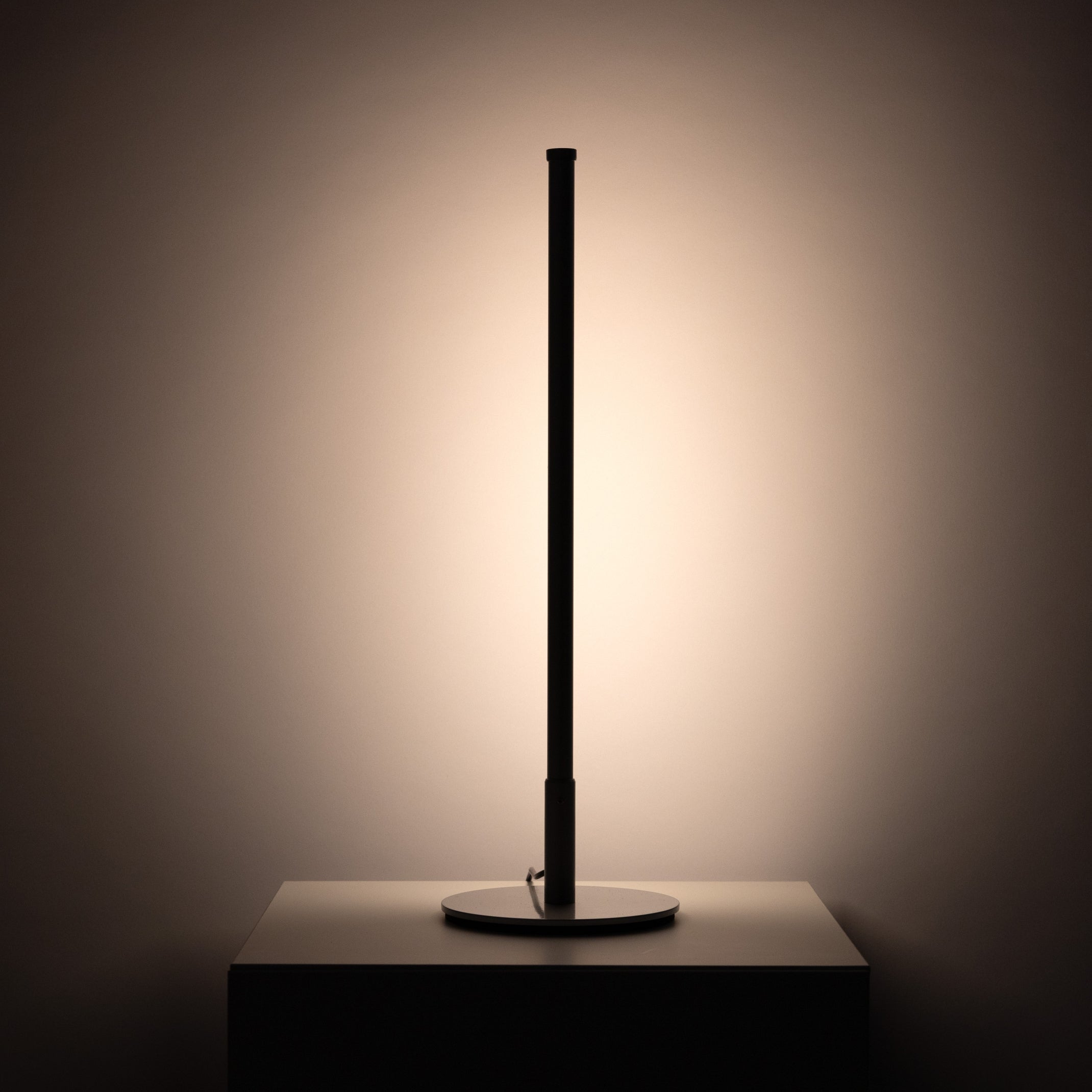 Léger LED Table Lamp Ciel Home