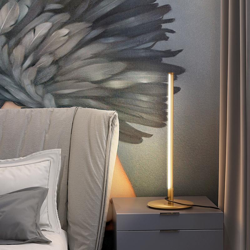 Léger LED Table Lamp Ciel Home