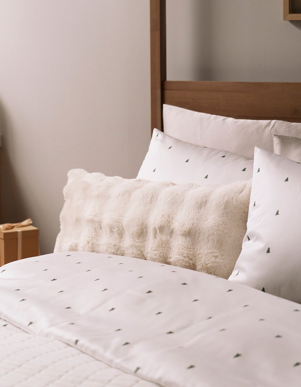 Cushioned Bubble Hug Pillow - Ciel Home